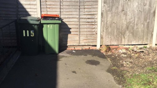 Eco-friendly disposal and recycling during flat clearance in Blackwall
