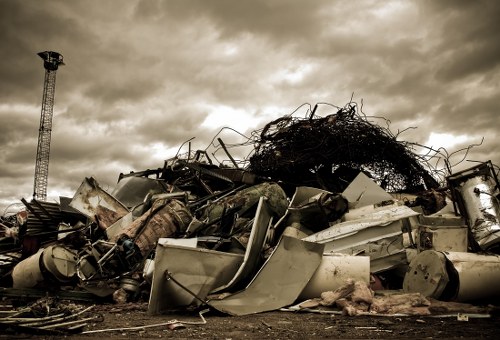 Professional builders waste clearance services